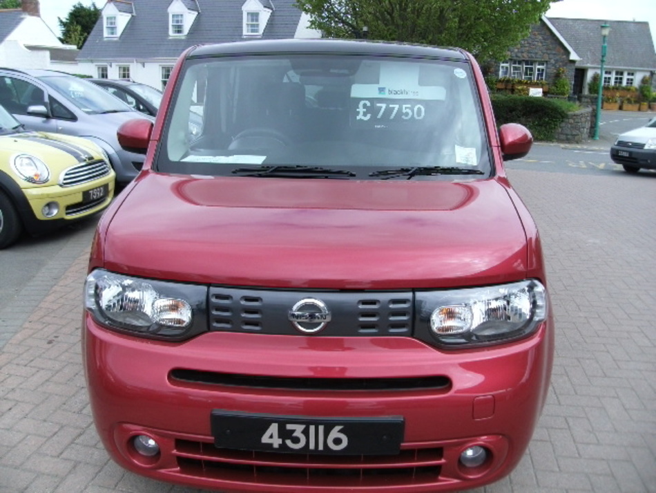 Pink nissan cube for sale #4