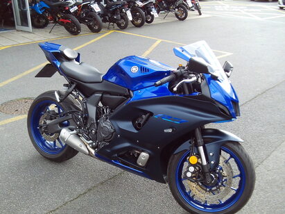 YAMAHA YZF-R7