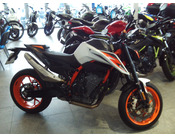 KTM 890 DUKE R